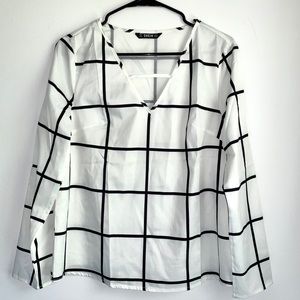 Grid Pattern V-Neck Blouse